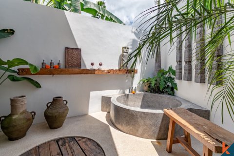 4 bedrooms Villa in Canggu, Badung, Indonesia No. 11514 26