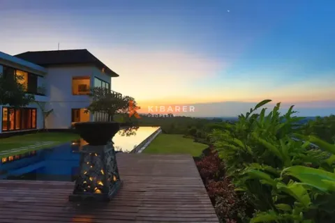 3 bedrooms Villa in Ungasan, Badung, Indonesia No. 12337