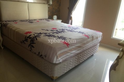 4 bedrooms Villa in Seminyak, Badung, Indonesia No. 401 14