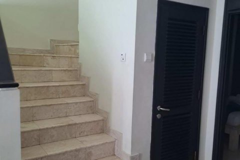 Вилла с 5 спальнями в Kuta, Бадунг, Индонезия № 13540 20