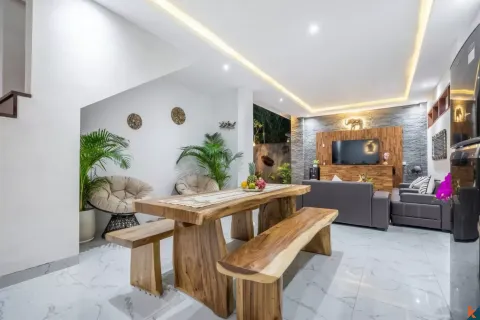 3 bedrooms Villa in Kuta, Badung, Indonesia No. 10329 10