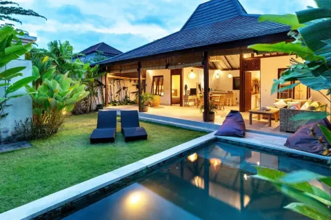 2 bedrooms Villa in Kerobokan, Badung, Indonesia No. 10238