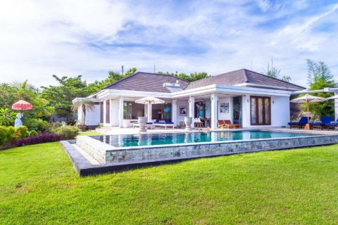 Вилла с 3 спальнями в Lovina, Антуран, Булеленг, Индонезия № 7783 22