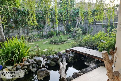 Вилла с 4 спальнями в Nusa Dua, Бадунг, Индонезия № 8671 2