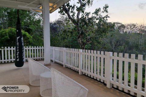 Вилла с 4 спальнями в Nusa Dua, Бадунг, Индонезия № 8671 22