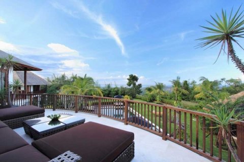 6 bedrooms Villa in South Kuta, Badung, Indonesia No. 879 13