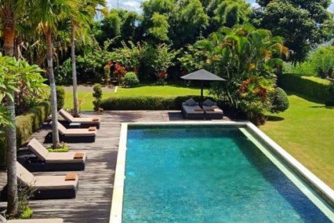 6 bedrooms Villa in South Kuta, Badung, Indonesia No. 879 27