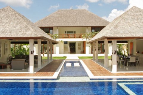 3 bedrooms Villa in Canggu, Badung, Indonesia No. 883 5