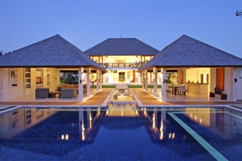 3 bedrooms Villa in Canggu, Badung, Indonesia No. 883 2