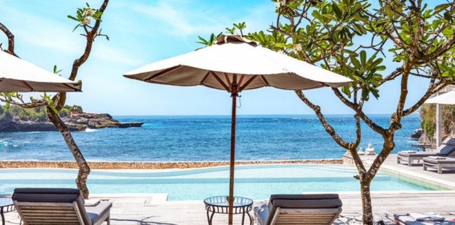 Вилла с 4 спальнями в Nusa Lembongan, Клунгкунг, Индонезия № 878