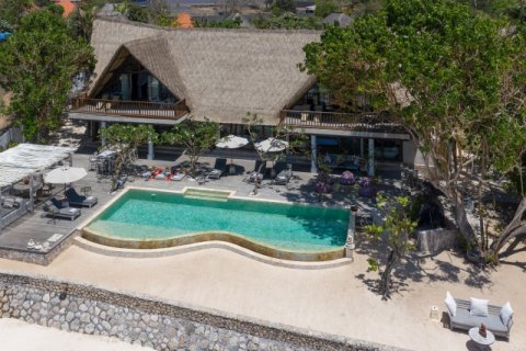 Вилла с 4 спальнями в Nusa Lembongan, Клунгкунг, Индонезия № 878 25
