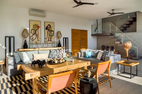 Вилла с 4 спальнями в Canggu, Бадунг, Индонезия № 882 12