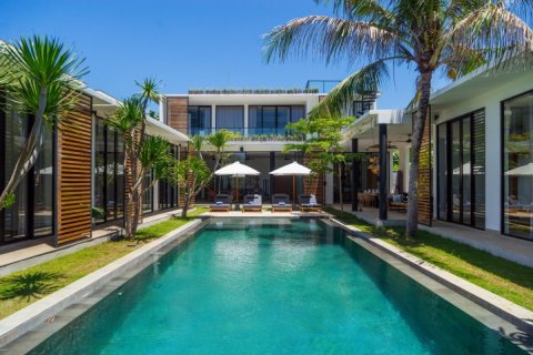 Вилла с 4 спальнями в Canggu, Бадунг, Индонезия № 882