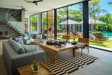 Вилла с 4 спальнями в Canggu, Бадунг, Индонезия № 882 15