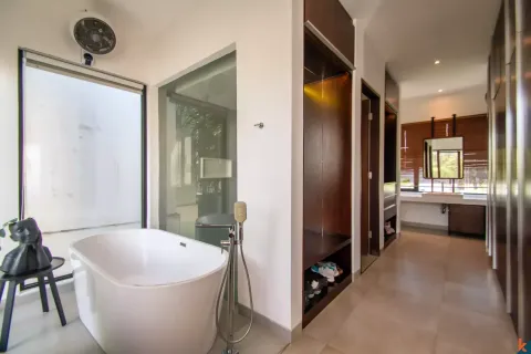 3 bedrooms Villa in Canggu, Badung, Indonesia No. 10886 23