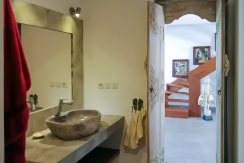 3 bedrooms Villa in Ubud, Gianyar, Indonesia No. 10890 19