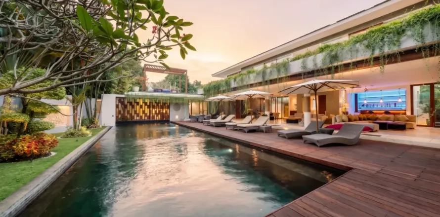 5 bedrooms Villa in Cemagi, Mengwi, Badung, Indonesia No. 10261