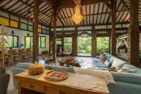 5 bedrooms Villa in Tumbak Bayuh, Mengwi, Badung, Indonesia No. 10265 13
