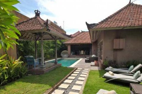 Вилла с 3 спальнями в Seminyak, Бадунг, Индонезия № 1381 4