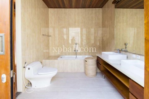 Вилла с 3 спальнями в Южная Кута, Бадунг, Индонезия № 7889 9