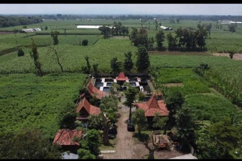 2 bedrooms House in Kediri, Indonesia No. 6987
