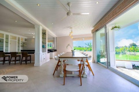 5 bedrooms Villa in Canggu, Badung, Indonesia No. 7652 8
