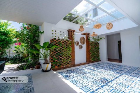 5 bedrooms Villa in Canggu, Badung, Indonesia No. 7652 9