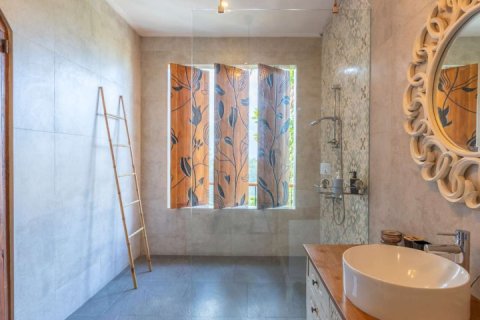 6 bedrooms Villa in South Kuta, Badung, Indonesia No. 8336 8
