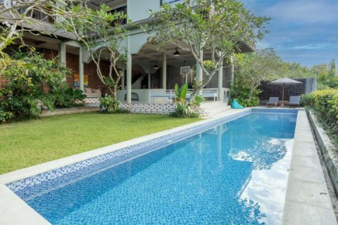 6 bedrooms Villa in South Kuta, Badung, Indonesia No. 8336