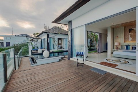 Вилла с 3 спальнями в Nusa Dua, Бадунг, Индонезия № 8337 6