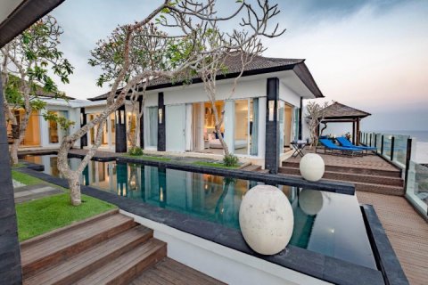 Вилла с 3 спальнями в Nusa Dua, Бадунг, Индонезия № 8337 2
