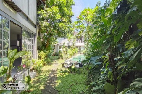 4 bedrooms Villa in Kerobokan, Badung, Indonesia No. 8860