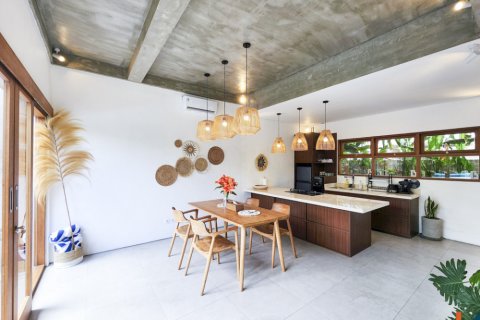 2 bedrooms Villa in Tibubeneng, Badung, Indonesia No. 11370 14