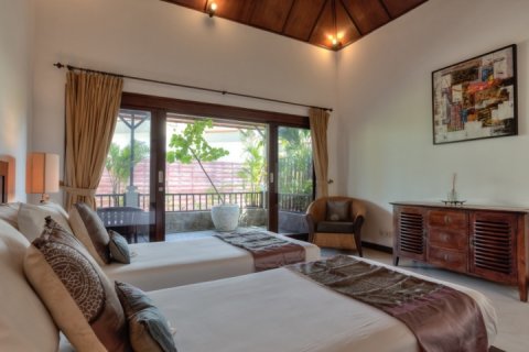 2 bedrooms Villa in Seminyak, Badung, Indonesia No. 1455 24