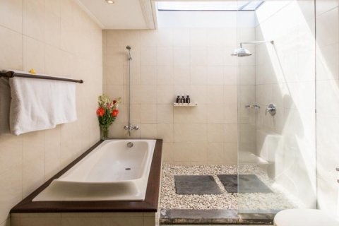 2 bedrooms Villa in Seminyak, Badung, Indonesia No. 1455 10