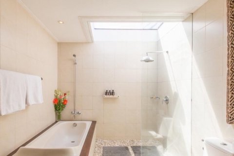 2 bedrooms Villa in Seminyak, Badung, Indonesia No. 1455 7