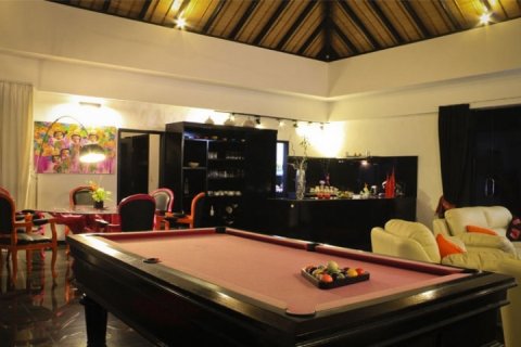 4 bedrooms Villa in Seminyak, Badung, Indonesia No. 1457 13