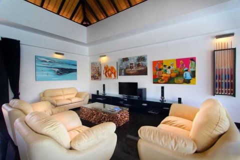 4 bedrooms Villa in Seminyak, Badung, Indonesia No. 1457 3