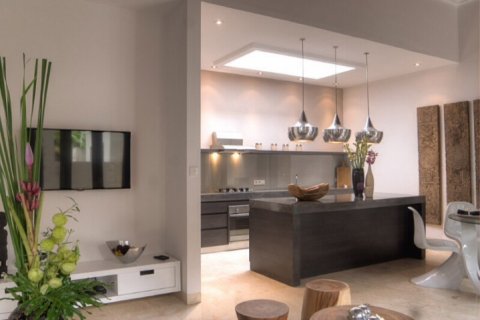 2 bedrooms Villa in Seminyak, Badung, Indonesia No. 1454 5