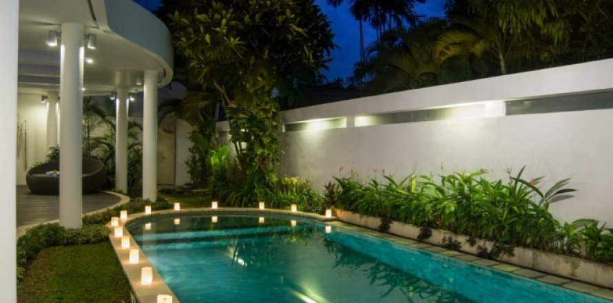 2 bedrooms Villa in Seminyak, Badung, Indonesia No. 1454