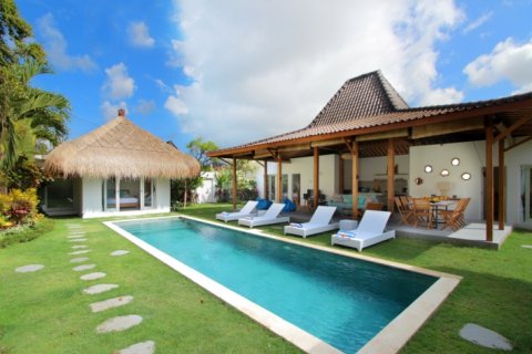 Вилла с 4 спальнями в Seminyak, Бадунг, Индонезия № 1456