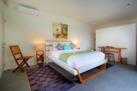 4 bedrooms Villa in Seminyak, Badung, Indonesia No. 1456 10