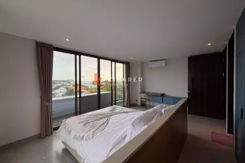 3 bedrooms Villa in Tibubeneng, Badung, Indonesia No. 11833 25