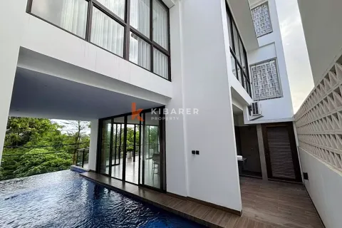 3 bedrooms Villa in Tibubeneng, Badung, Indonesia No. 11833