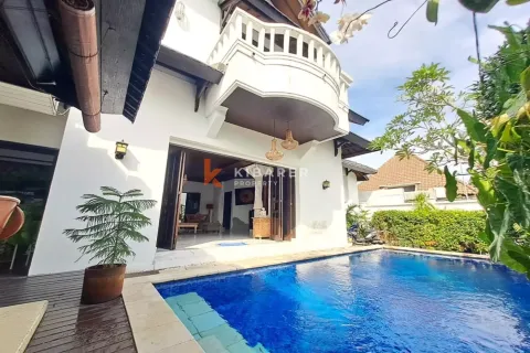 3 bedrooms Villa in Badung, Indonesia No. 12090