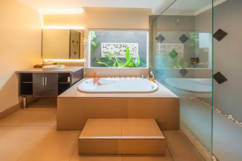 2 bedrooms Villa in Seminyak, Badung, Indonesia No. 12086 12