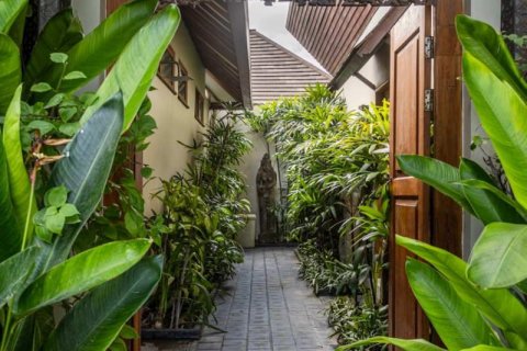 13 bedrooms Hotel in Canggu, Badung, Indonesia No. 8952 16