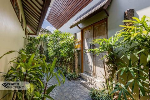 13 bedrooms Hotel in Canggu, Badung, Indonesia No. 8952 3