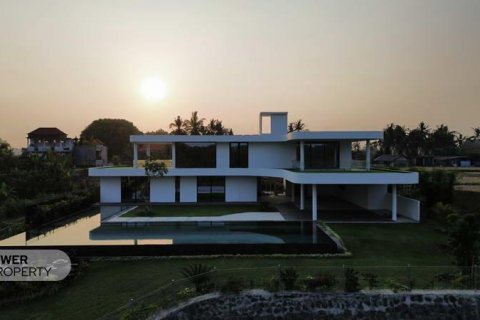4 bedrooms Villa in Ubud, Gianyar, Indonesia No. 9010 15