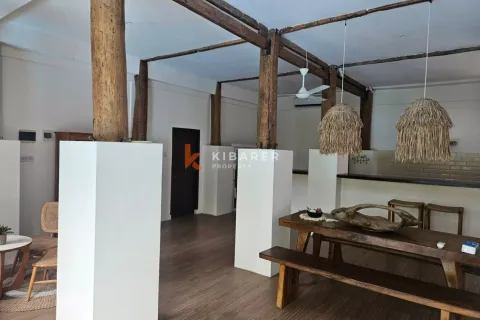 4 bedrooms Villa in Tibubeneng, Badung, Indonesia No. 10086 12